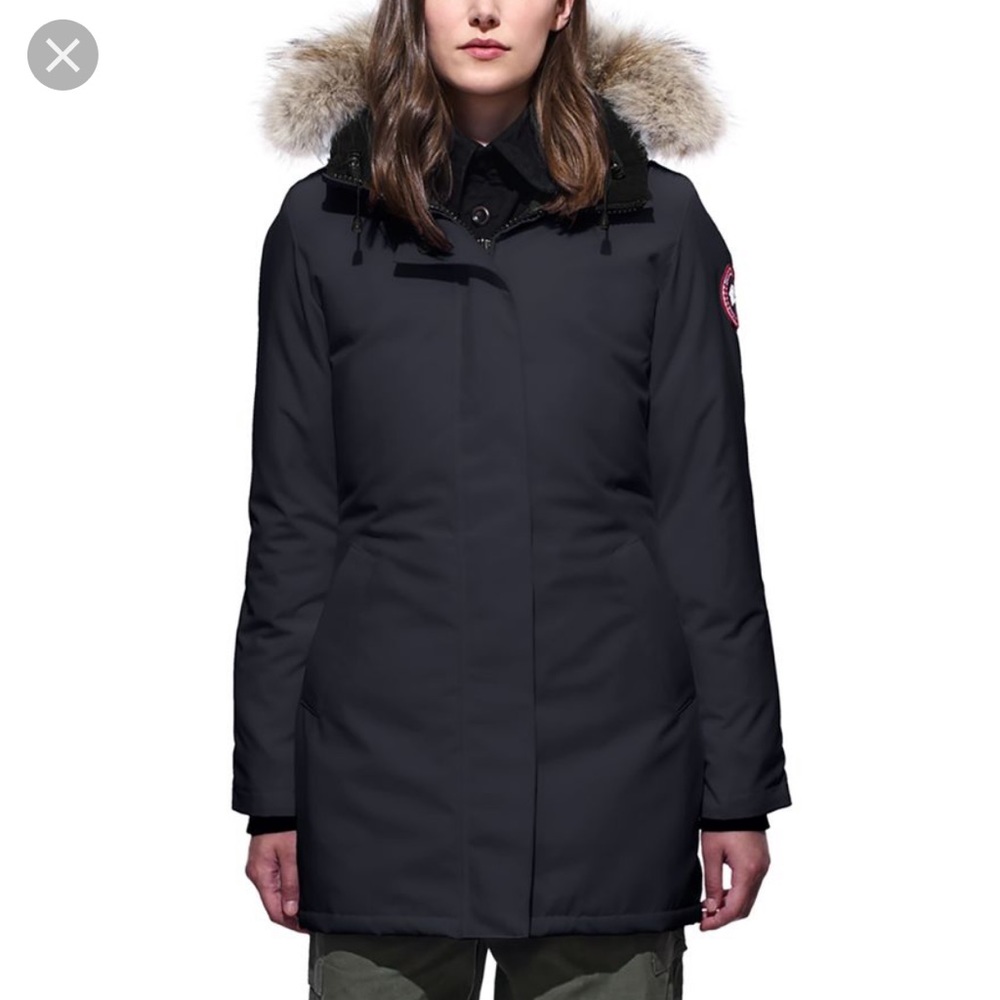 Canada Goose Victoria Parka in navy,  Size XS.